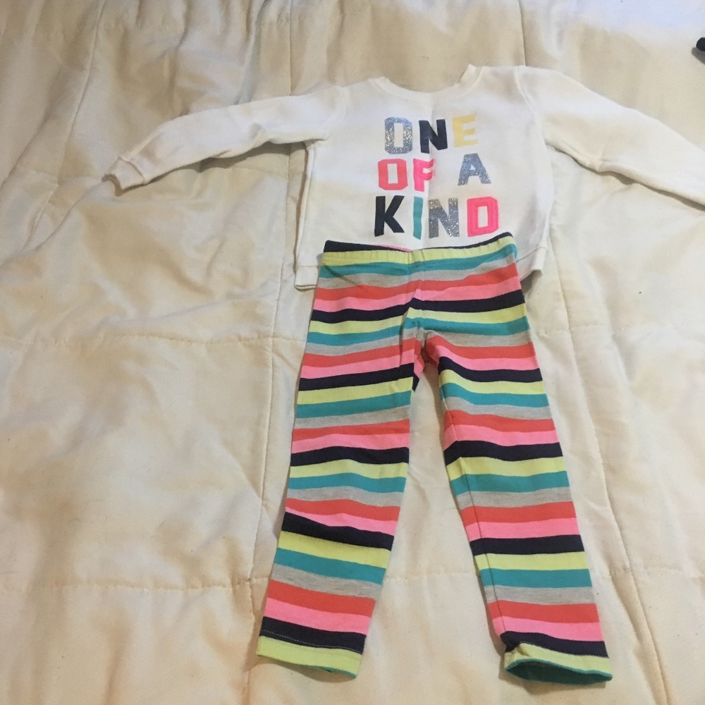Crewneck and leggings